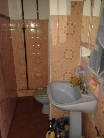 PH DE 3 AMBIENTES, CON ENTRADA INDIVIDUAL POR PASILLO, VALENTIN ALSINA, LANUS.      