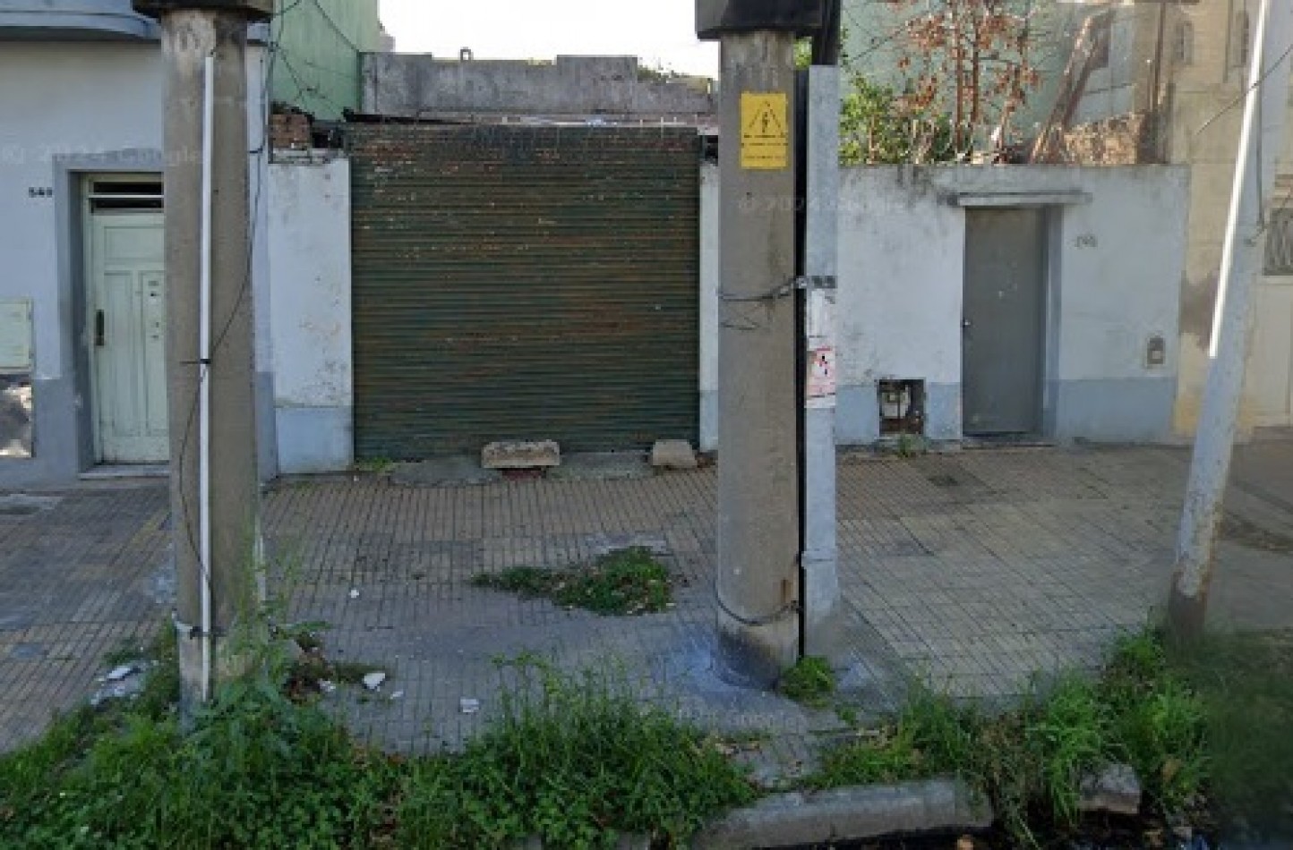 Casa a refaccionar de 60m2. Buena ubicacion, Avellaneda.