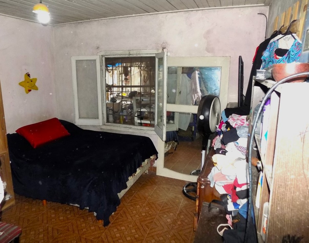 Casa a refaccionar de 60m2. Buena ubicacion, Avellaneda.