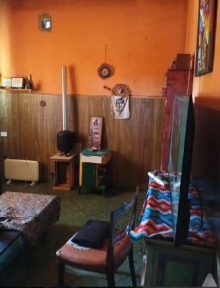 CASA DE 3 AMBIENTES A REFACCIONAR CON FONDO LIBRE, LANUS