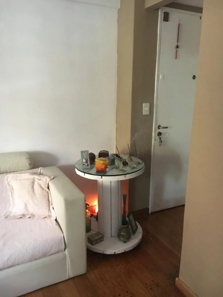 EXCELENTE DEPARTAMENTO DE 3 AMBIENTES, MUY BUENA UBICACION, A METROS DE LANUSITA.