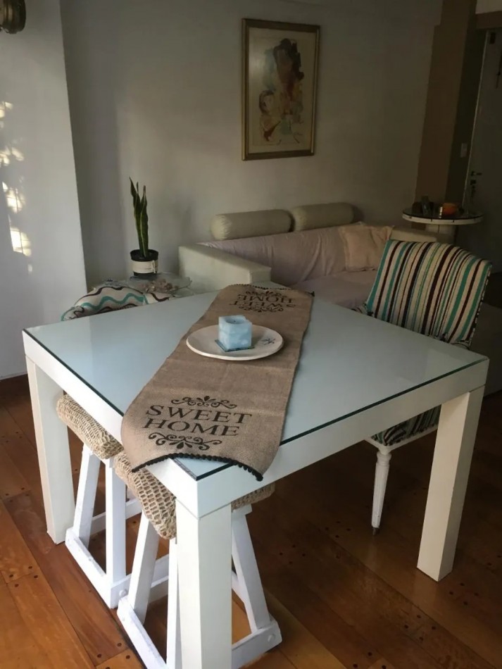 EXCELENTE DEPARTAMENTO DE 3 AMBIENTES, MUY BUENA UBICACION, A METROS DE LANUSITA.