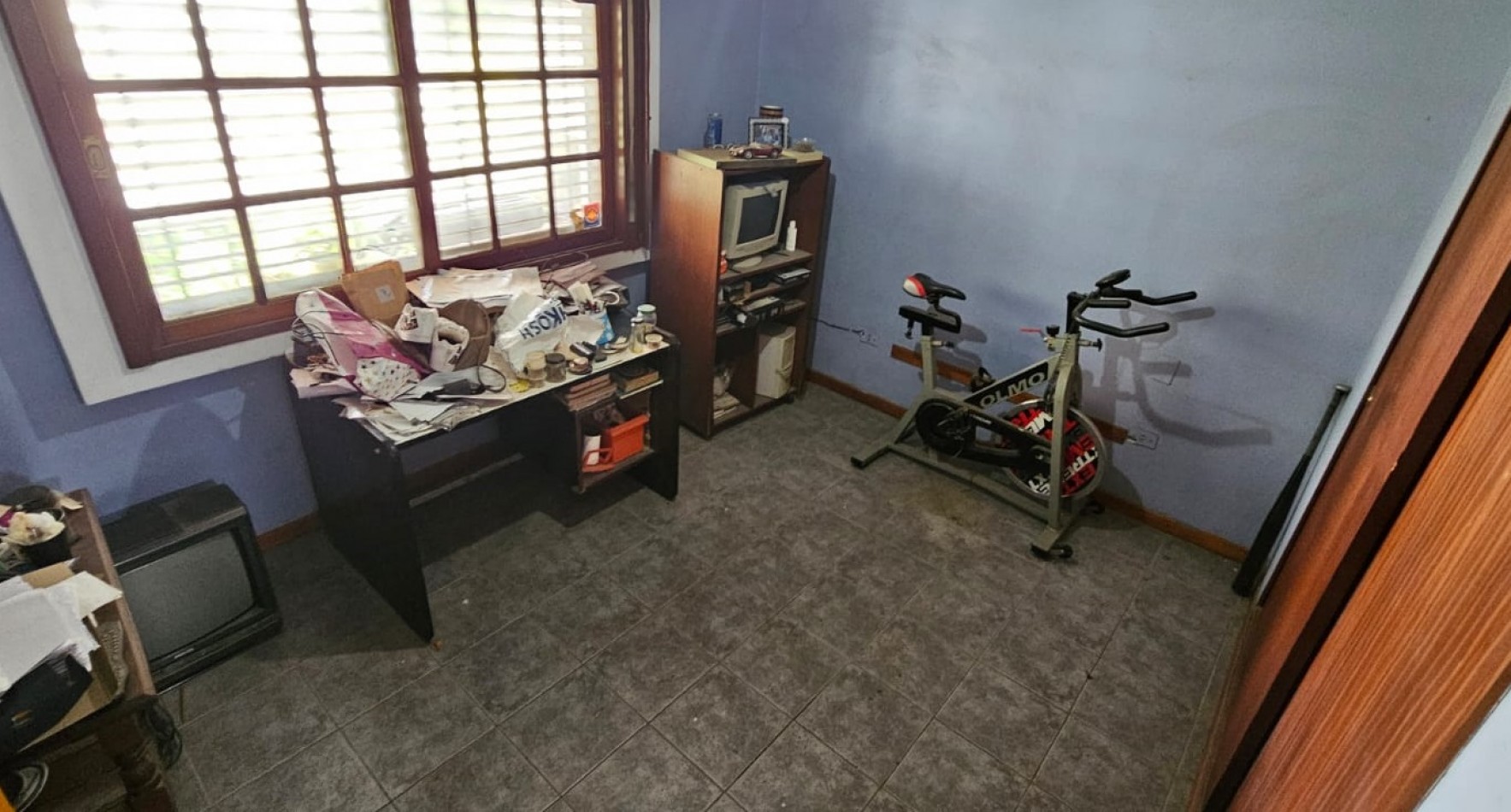 LOCAL COMERCIAL DE 80M2, CON VIVIENDA DE 4 AMBIENTES. 