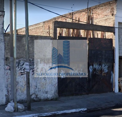 CASA DE 3 AMBIENTES EN DOS TERRENOS CON COCHERA Y FONDO LIBRE SALIDA A DOS CALLES, 486M2