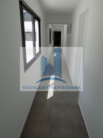 DEPARTAMENTO MONOAMBIENTE EN 2° PISO DTO E, AL FRENTE CON BALCON, TEMPERLEY.