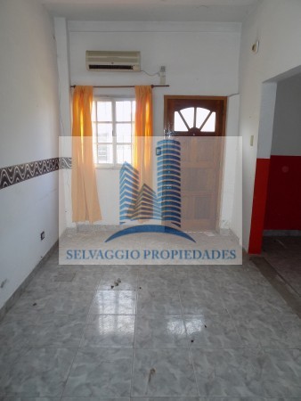 PH AL FRENTE DE 4 AMBIENTES, 80 M2, TOTALMENTE INDEPENDIENTE.