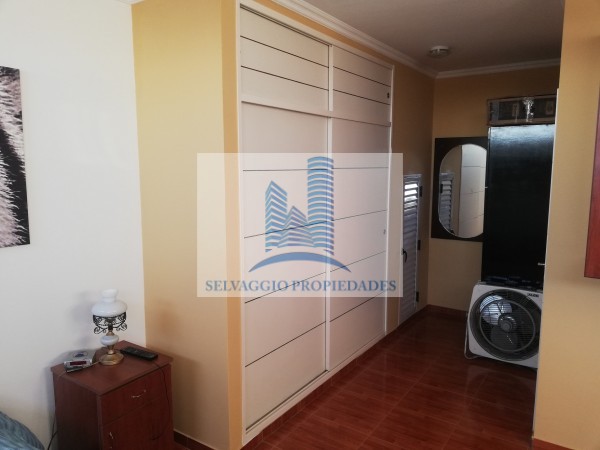 EXCELENTE DEPARTAMENTO 2 AMBIENTES TIPO LOFT AL FRENTE CON BALCON. LANUS OESTE.
