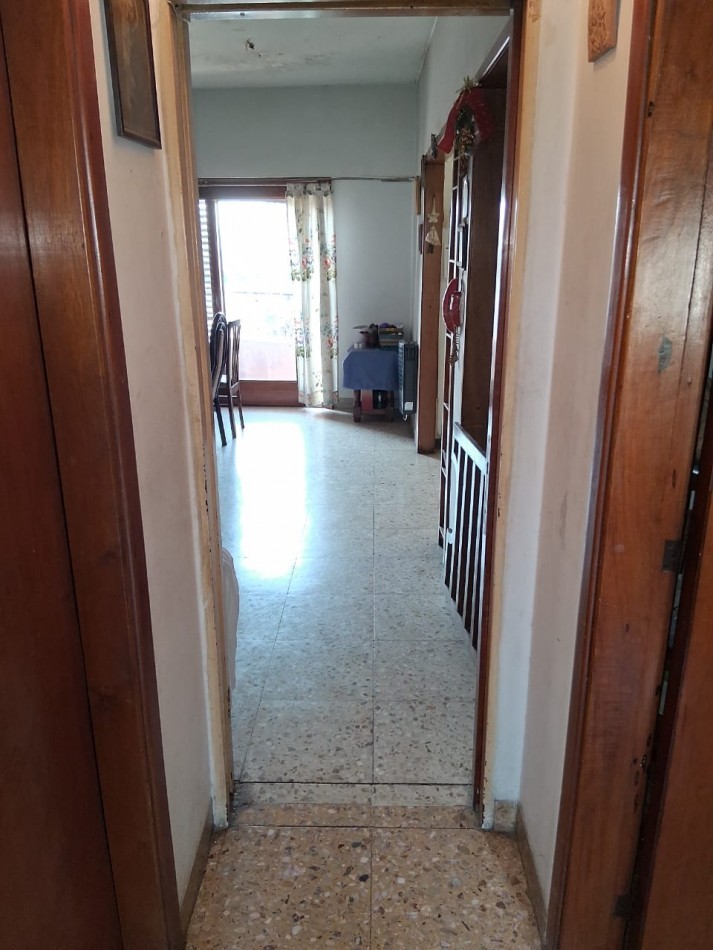 CASA DE 3 AMBIENTES CON GALPON DE 260M2 MAS TERRENO LINDERO DE 260M2