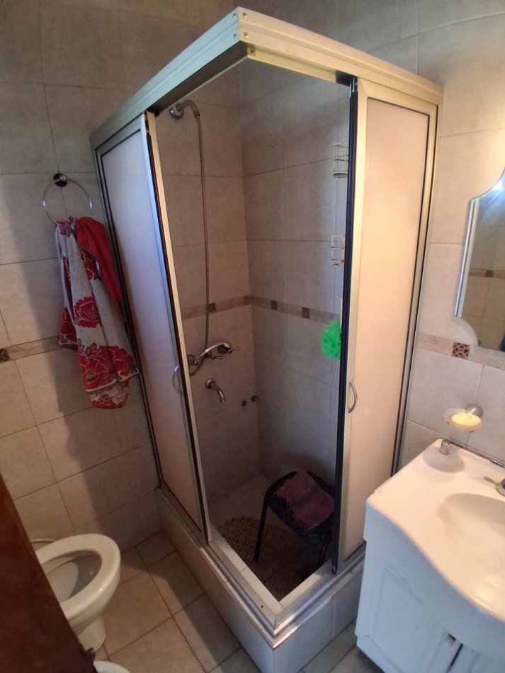CASA DE 3 AMBIENTES CON GALPON DE 260M2 MAS TERRENO LINDERO DE 260M2