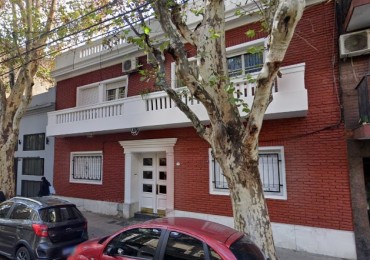 MONOAMBIENTE TIPO PH CON ENTRADA POR PASILLO, CON PATIO.