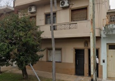 PH DE 3 AMBIENTES AL FRENTE CON INGRESO INDIVIDUAL