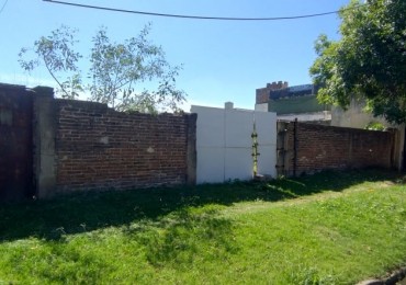 LOTE DE TERRENO DOBLE FRENTE. 17,32M X 38,46M. SUPERFICIE TOTAL 666M2.