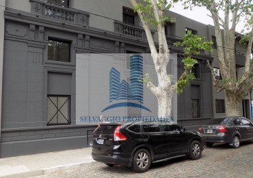 DEPARTAMENTO 2 AMBIENTES AL FRENTE CON PATIO. PLANTA BAJA, DTO A, 58M2. TEMPERLEY.