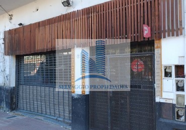 LOCAL COMERCIAL 65M2, A METROS DE LA ESQUINA, EXCELENTE UBICACION, LANUS OESTE.